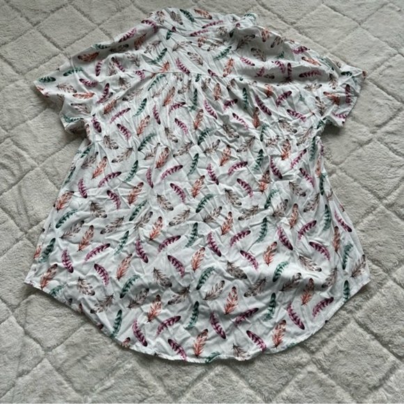 Torrid | "Feather White" Stretch Challis Button-Front Shirt | Size 1X - Picture 3 of 10